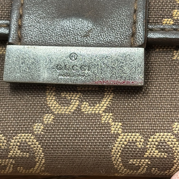 Gucci authentic key case - Picture 2 of 12
